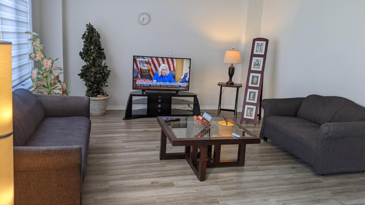 The Warm Welcome Suite Thorold Eksteriør billede